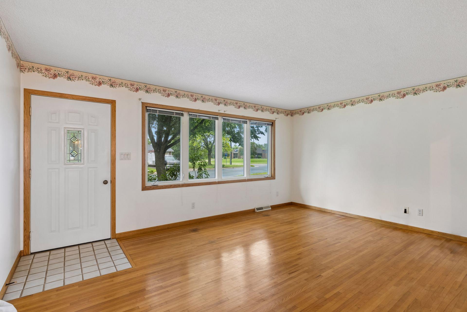 3609 Rolling View Drive