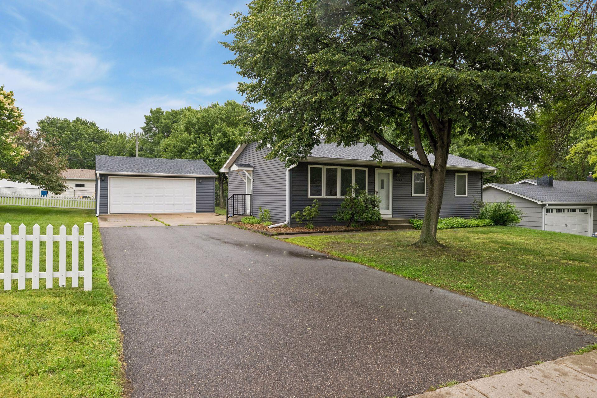 3609 Rolling View Drive