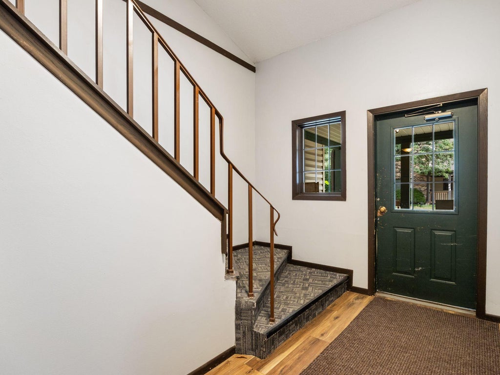 Photo of 450 Etna Street #201, Saint Paul, MN 55106 (MLS # 7148416)