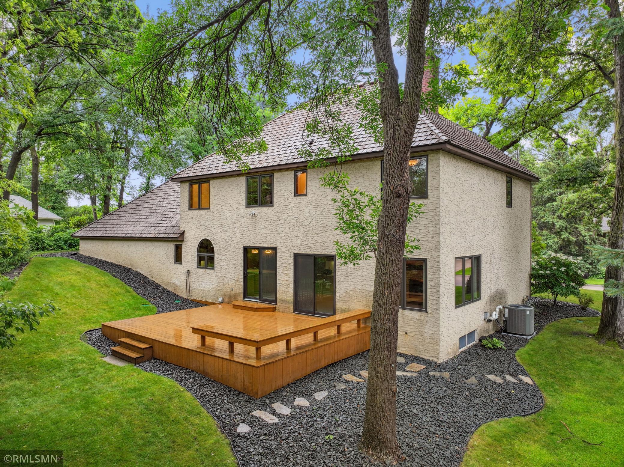 317 Oakwood Terrace