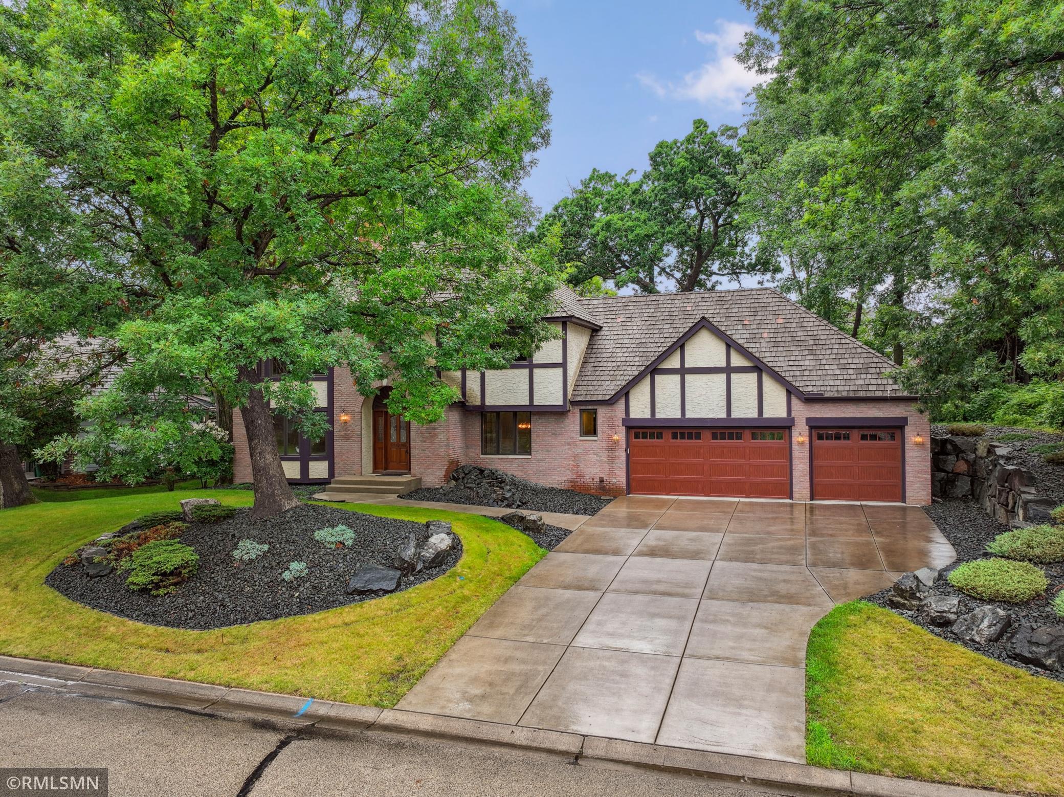 317 Oakwood Terrace
