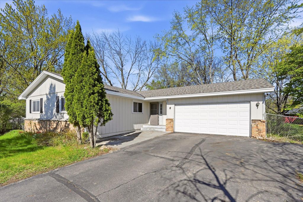 Photo of 16225 Garner Court W, Rosemount, MN 55068 (MLS # 7062833)