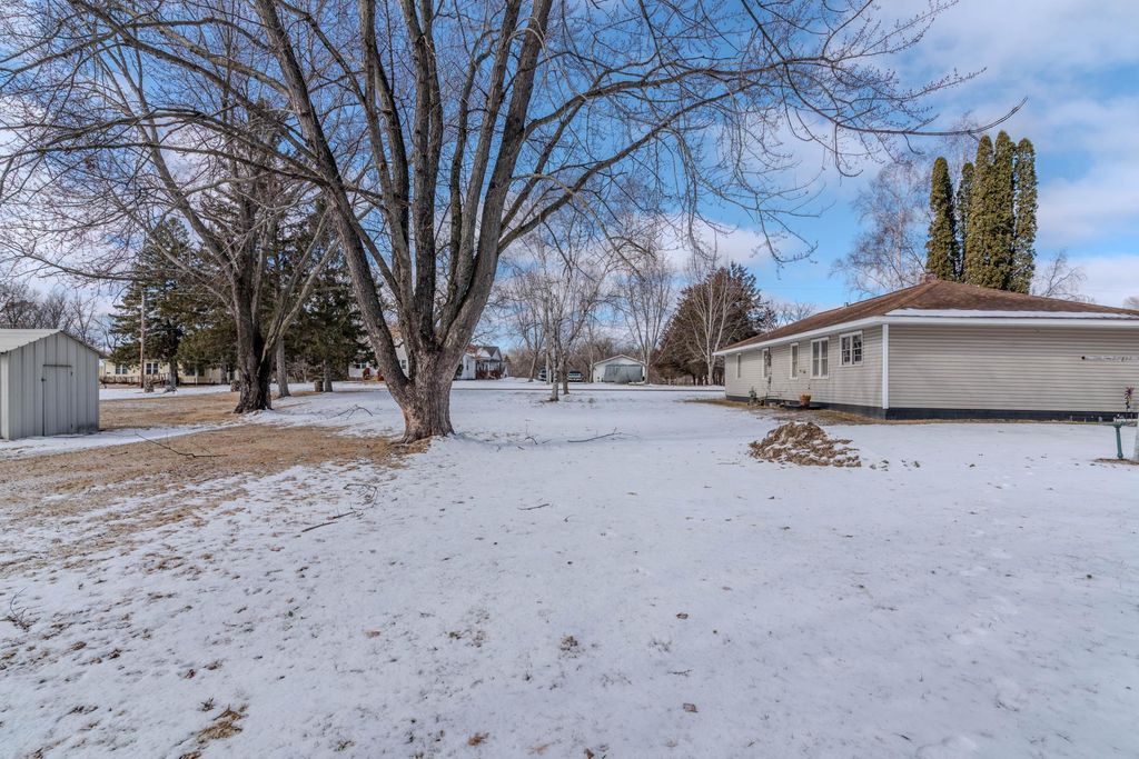Photo of 1307 1st Avenue SW, Little Falls, MN 56345 (MLS # 7017137)