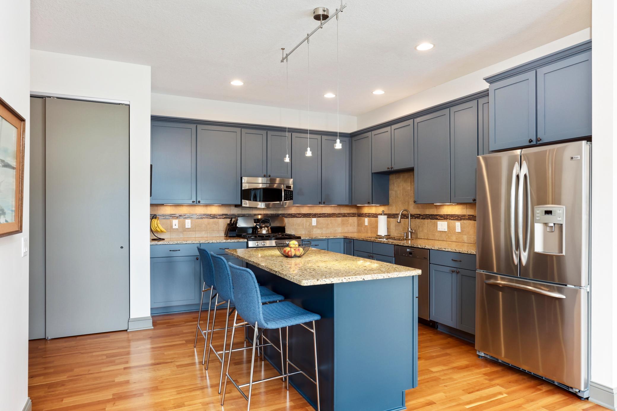 240 Spring Street 510