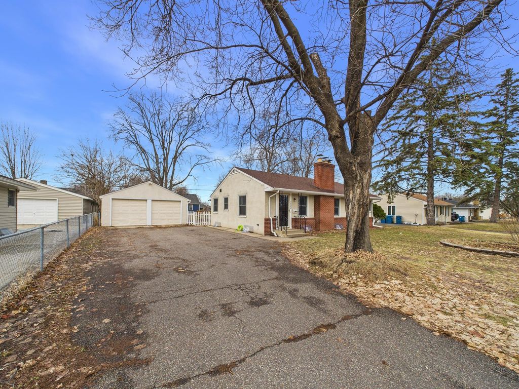 Photo of 7232 Chicago Avenue S, Richfield, MN 55423 (MLS # 7033942)