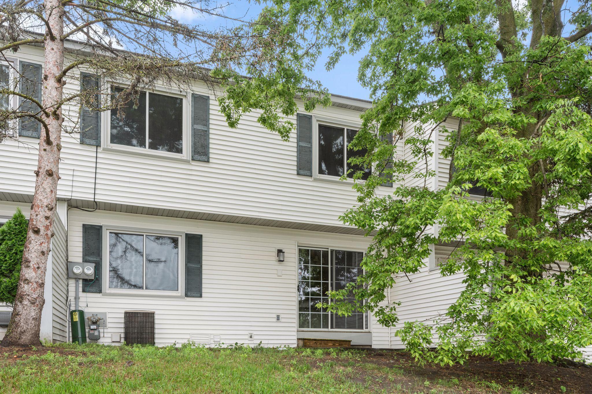 695 E Burnsville Parkway 19