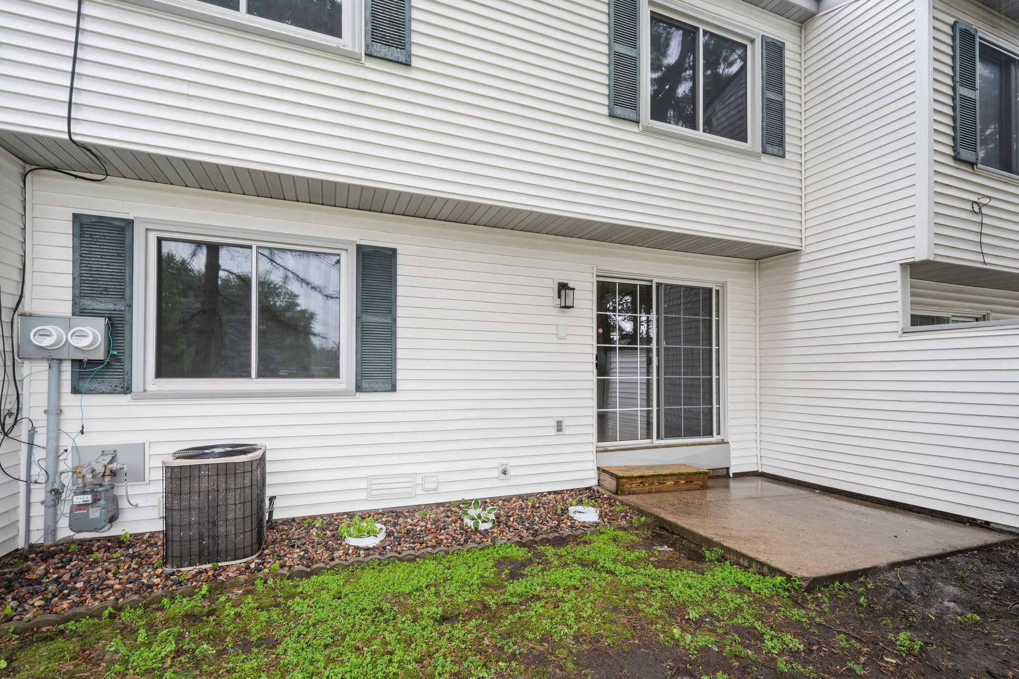 695 E Burnsville Parkway 19