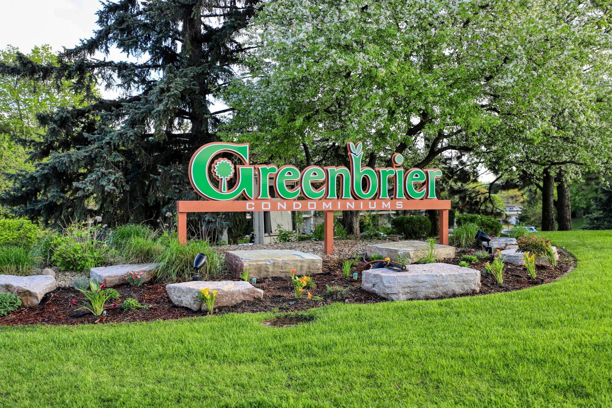 10401 Cedar Lake Road 405