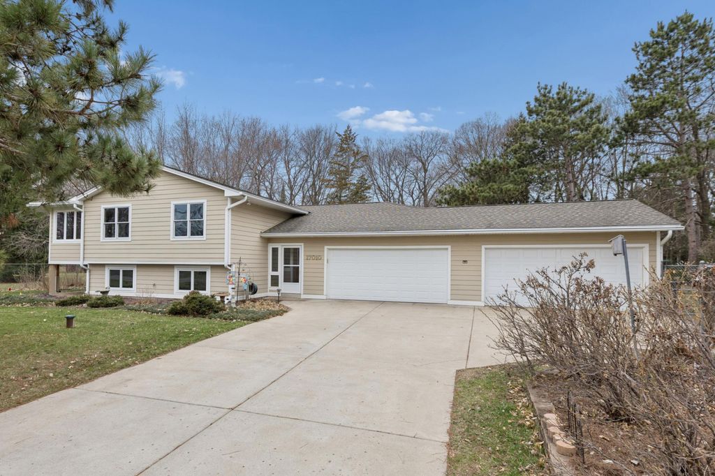 Photo of 17010 Zeolite Street NW, Anoka, MN 55303 (MLS # 7052473)