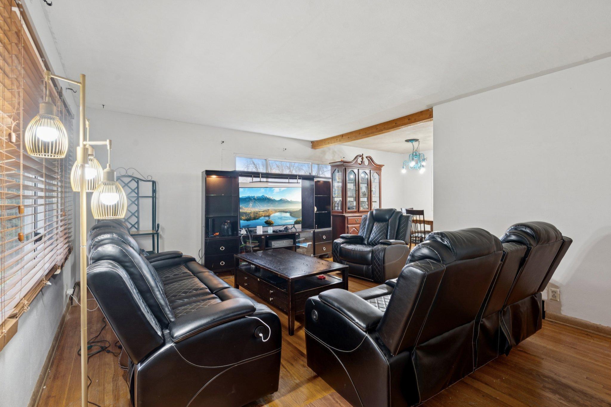 4002 Gisella Boulevard