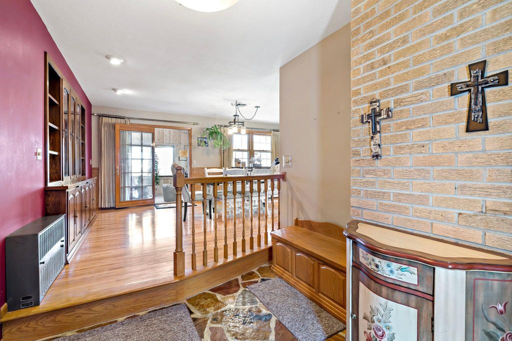 Photo of 1254 Prairie Street, Chaska, MN 55318 (MLS # 7047291)