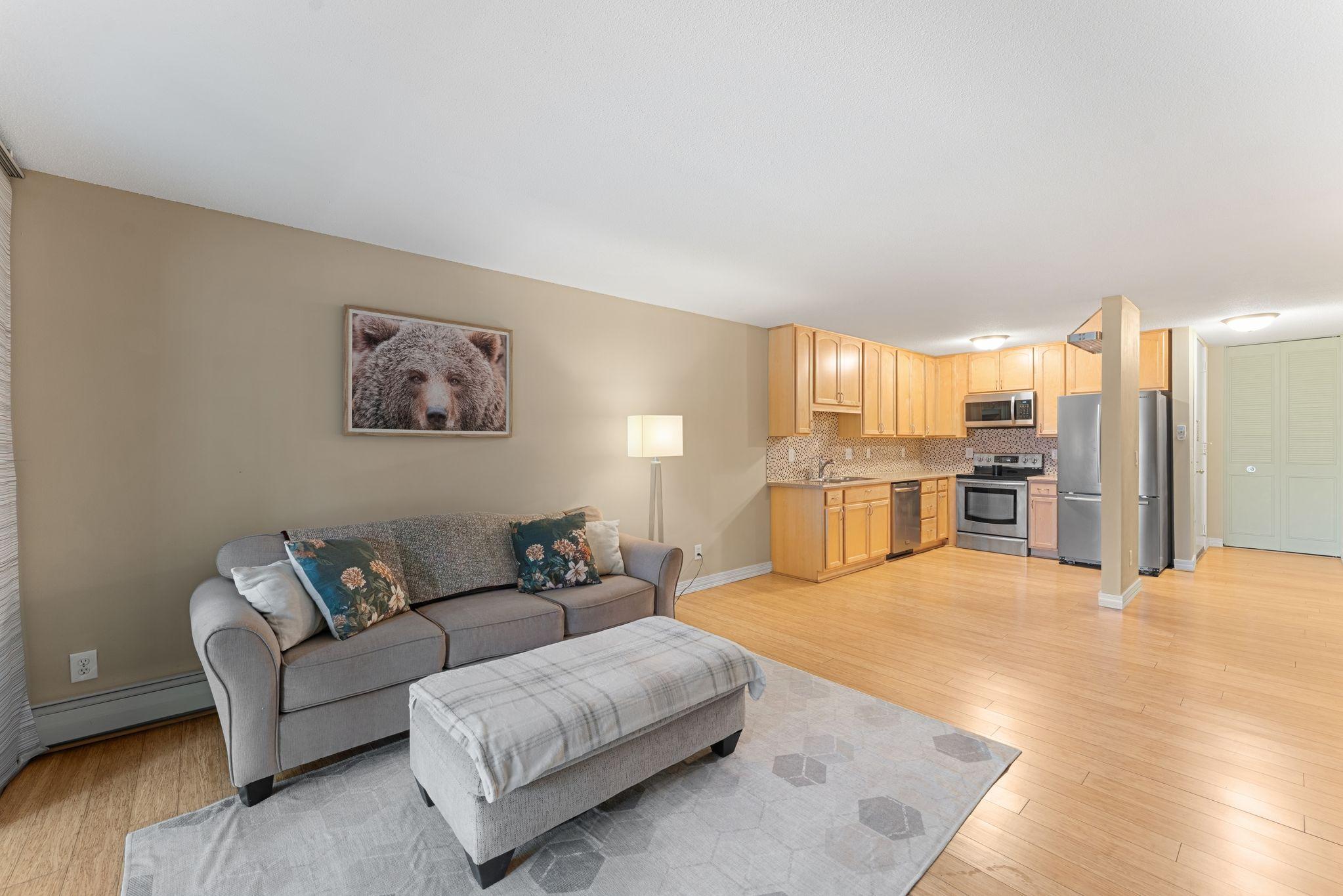 2800 Hamline Avenue N 313