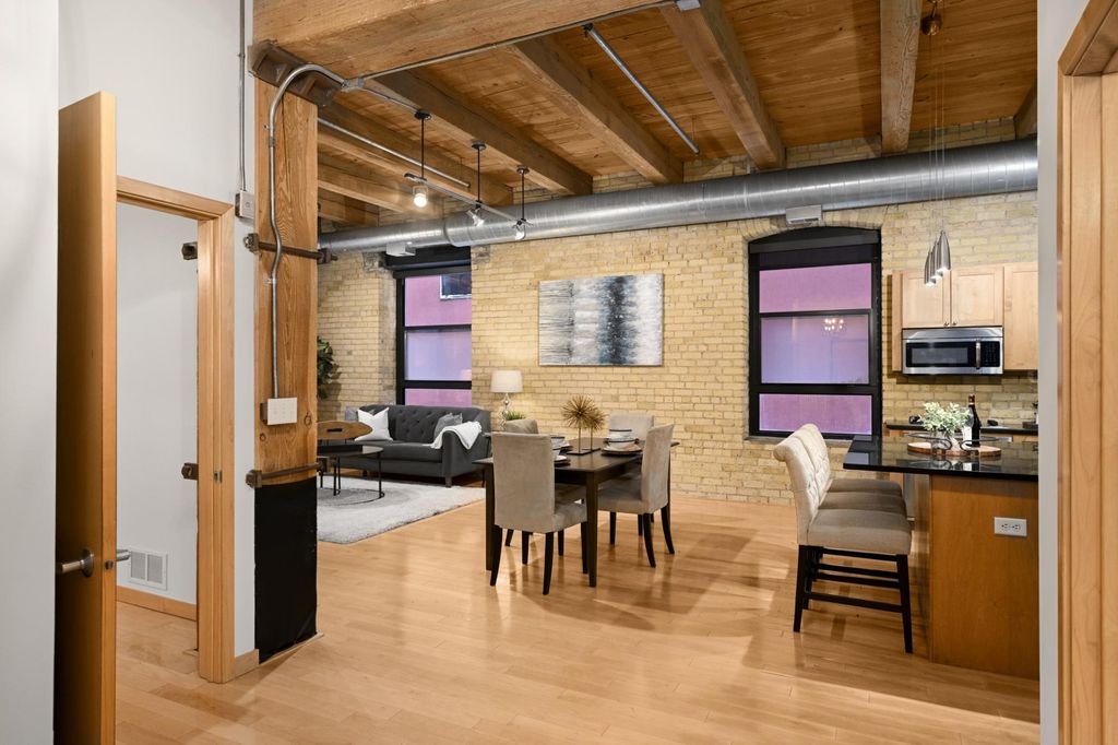 Photo of 607 Washington Avenue S #204, Minneapolis, MN 55415 (MLS # 6821268)