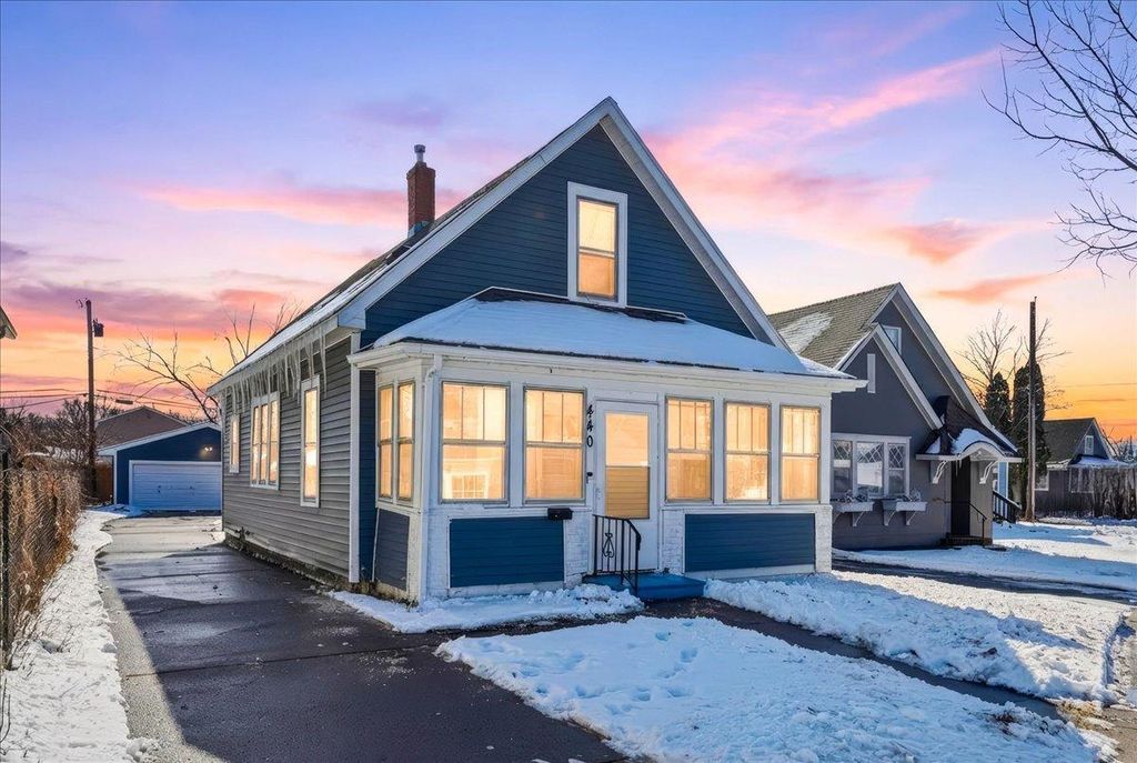 Photo of 440 Brainerd Avenue, Saint Paul, MN 55130 (MLS # 7023668)