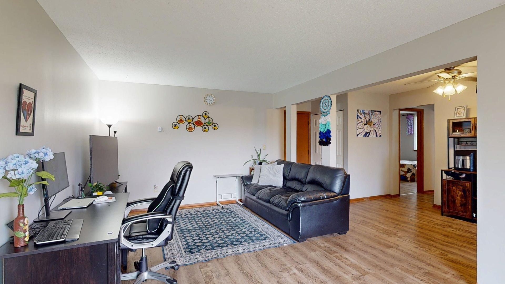 1923 Viking Drive NW 11
