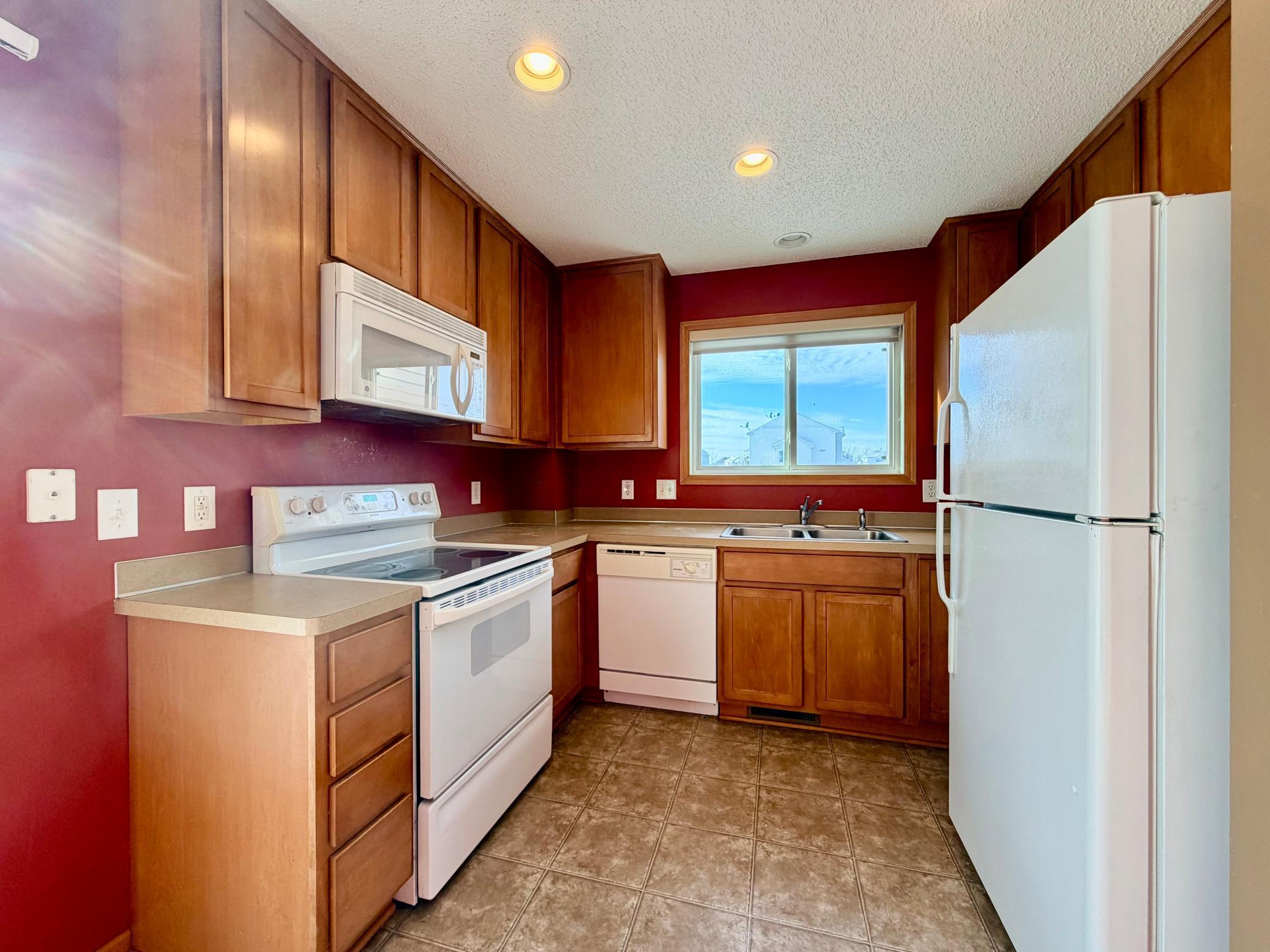 4963 Emmit Drive N 1