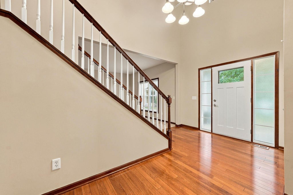 Photo of 2109 Rockridge Circle, Shakopee, MN 55379 (MLS # 7146153)