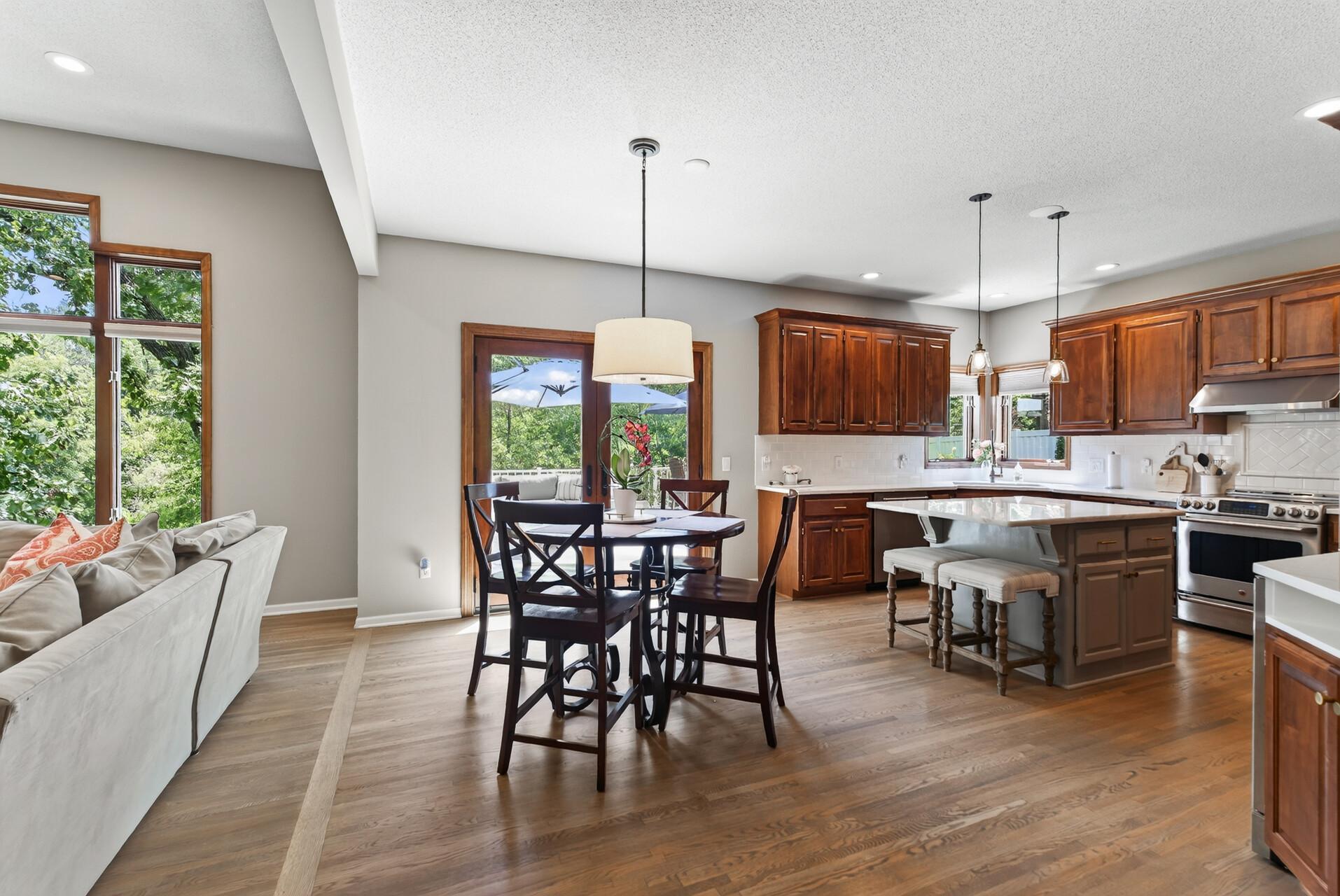 506 Hawthorne Woods Drive