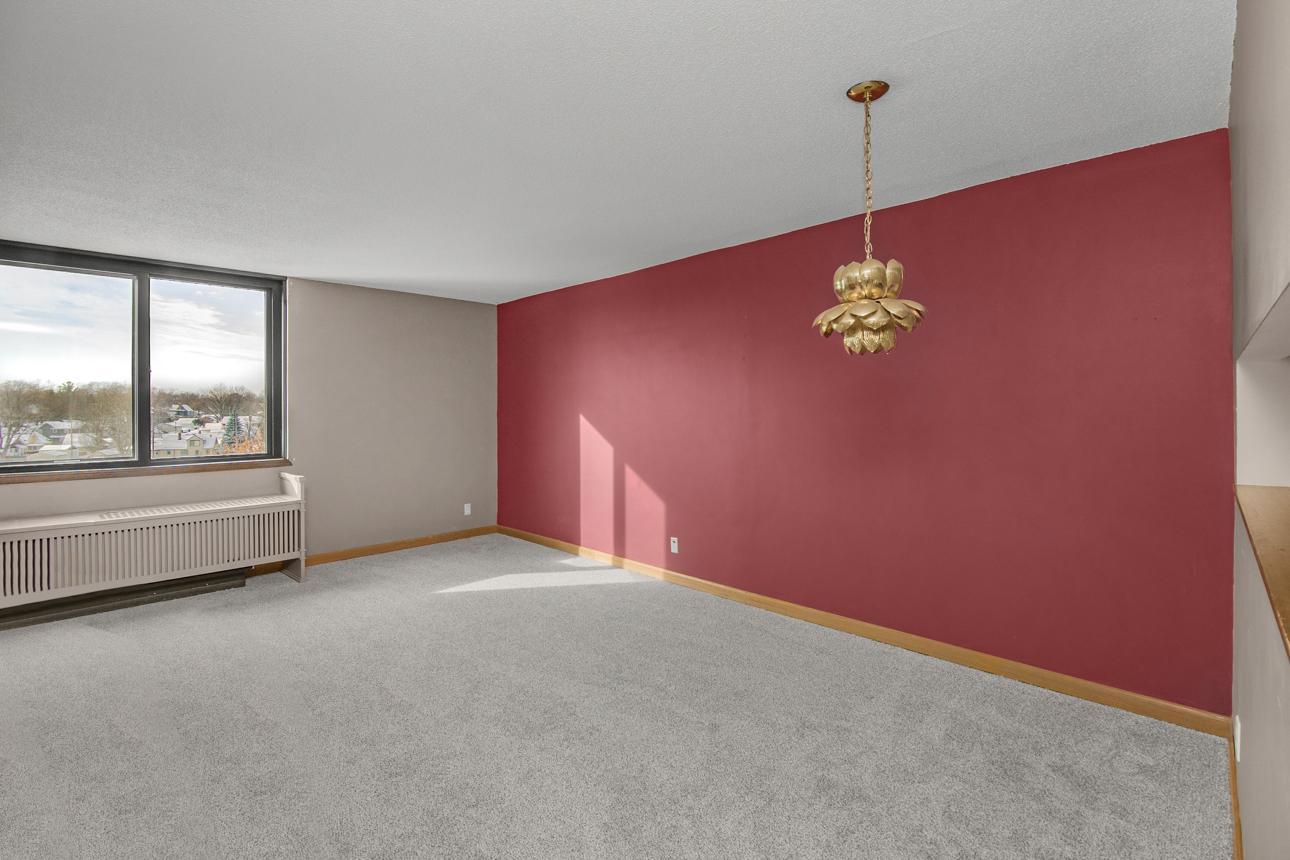 1181 Edgcumbe Road 406