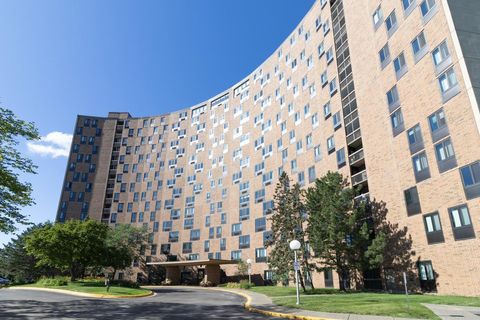 1181 Edgcumbe Road 406 Saint Paul MN 55105