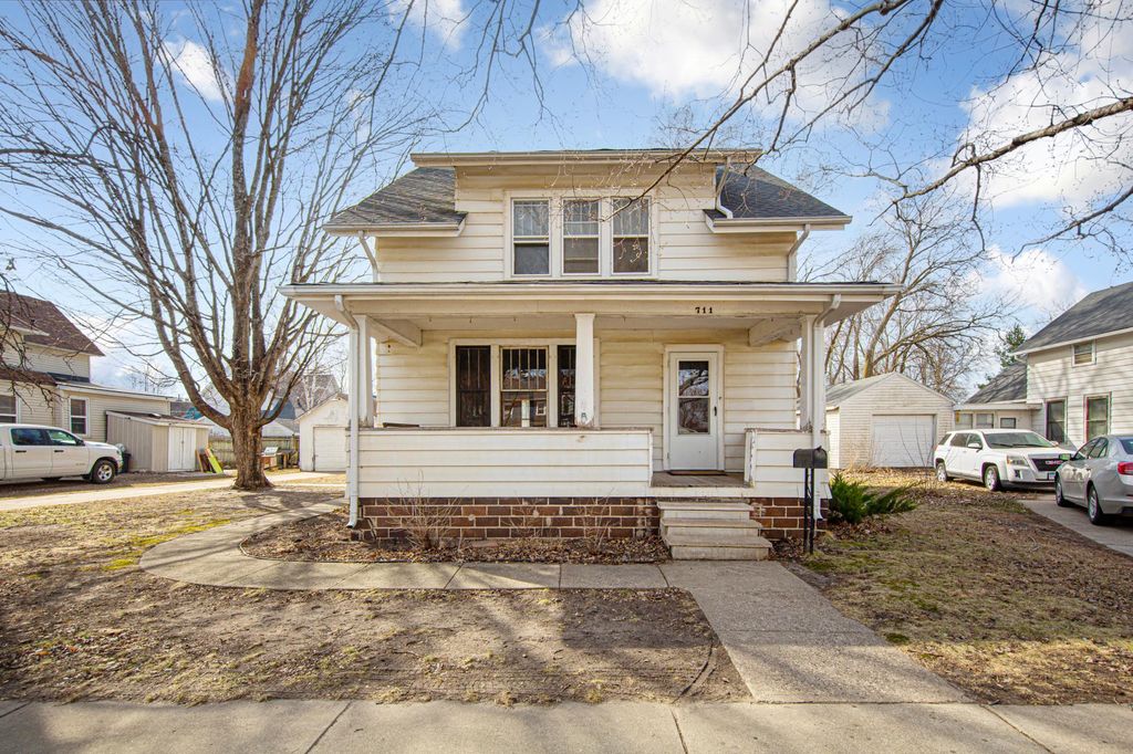 Photo of 711 3rd Street NW, Faribault, MN 55021 (MLS # 7005889)