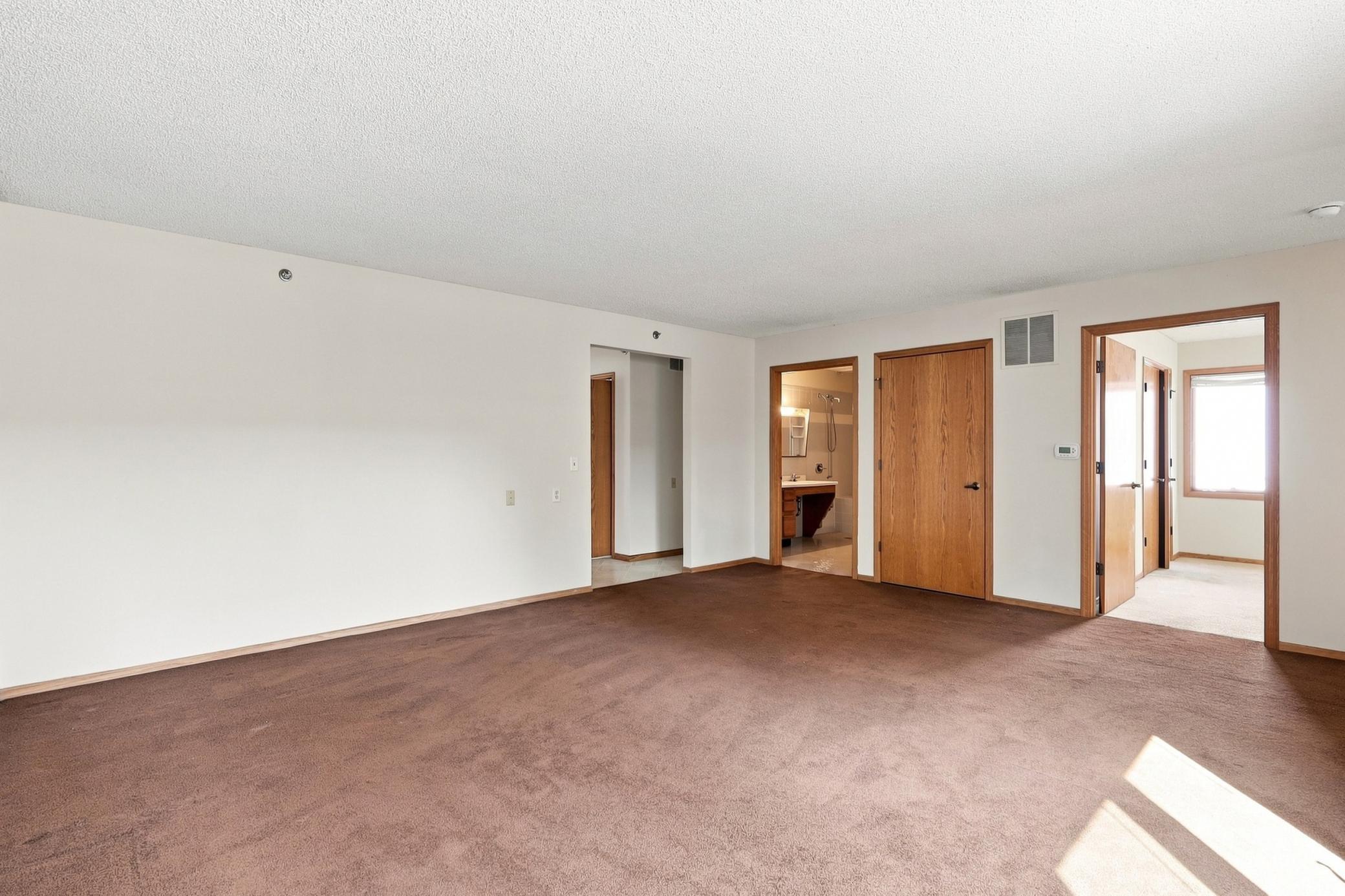 57 Sycamore Street W