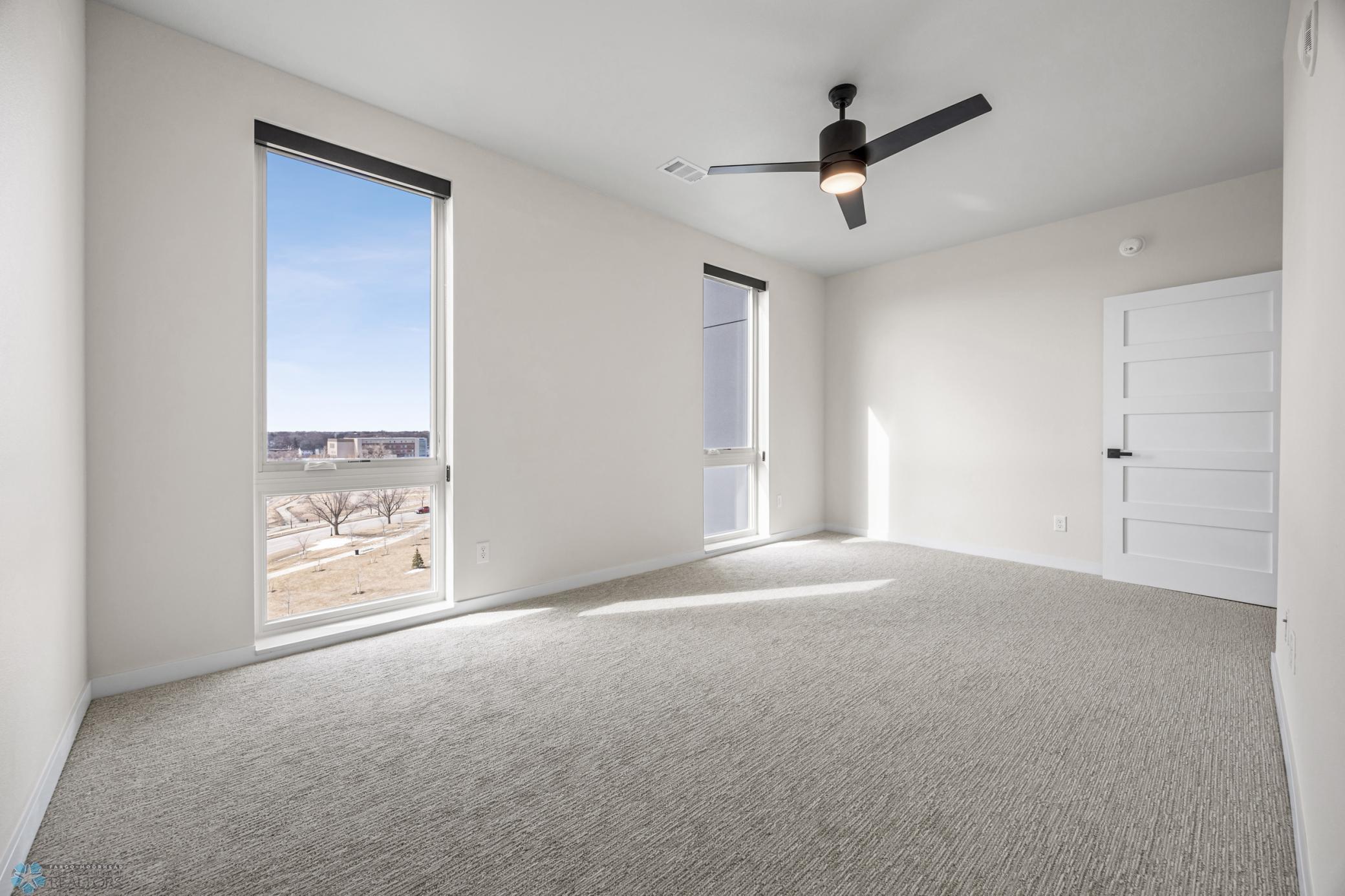 Fargo, North Dakota 58103, United States, 2 Bedrooms Bedrooms, ,2 BathroomsBathrooms,Residential,Active,250144