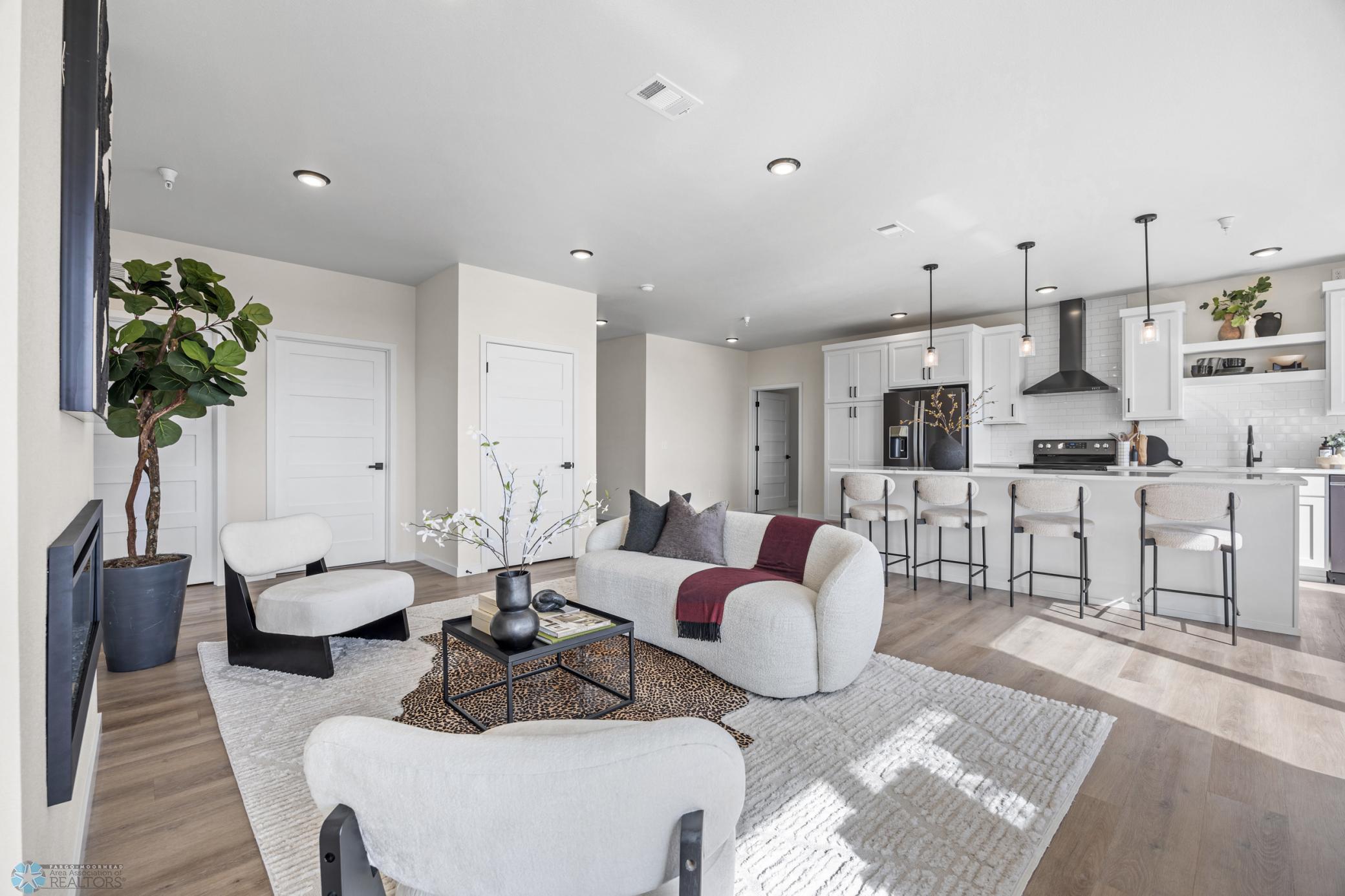 Fargo, North Dakota 58103, United States, 2 Bedrooms Bedrooms, ,2 BathroomsBathrooms,Residential,Active,250144