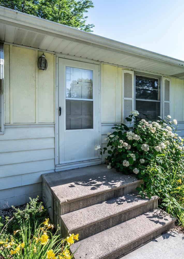 6264 Oak Knoll Drive
