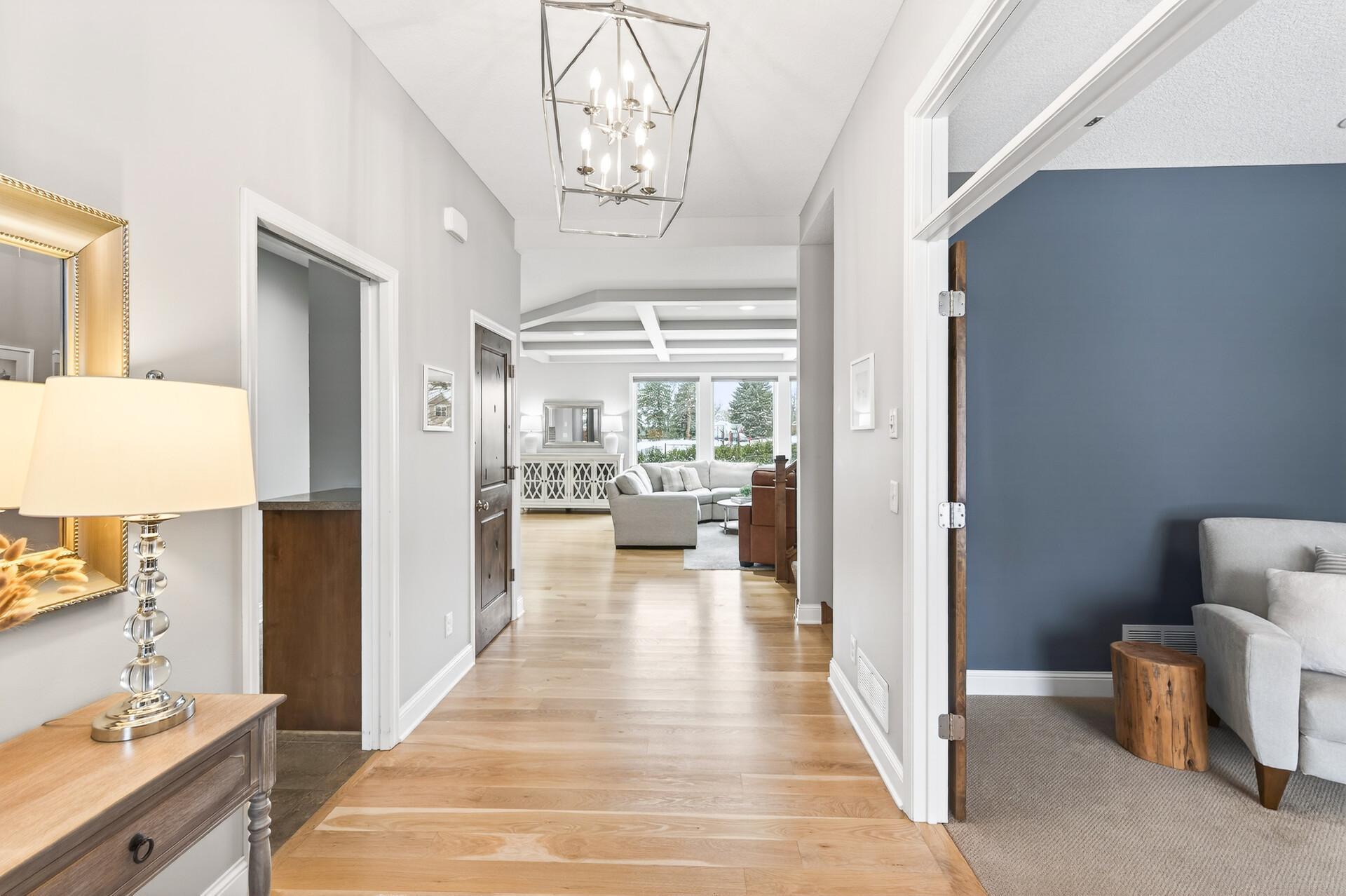 5865 Comstock Lane N