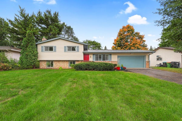 708 HOLLAND LN NE, MINNEAPOLIS, MN 55432 - Image 7d0f4c81237d72dcf1580f386d3a1d8f/327590459