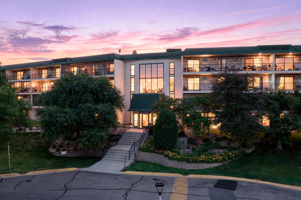 Photo of 10411 Cedar Lake Road #419, Minnetonka, MN 55305 (MLS # 7098883)