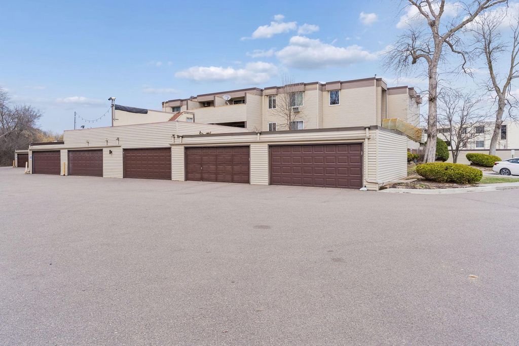 Photo of 10840 Rockford Road #209, Plymouth, MN 55442 (MLS # 7035928)