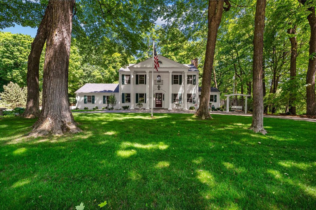 Photo of 1330 Urbandale Lane N, Plymouth, MN 55447 (MLS # 7076988)