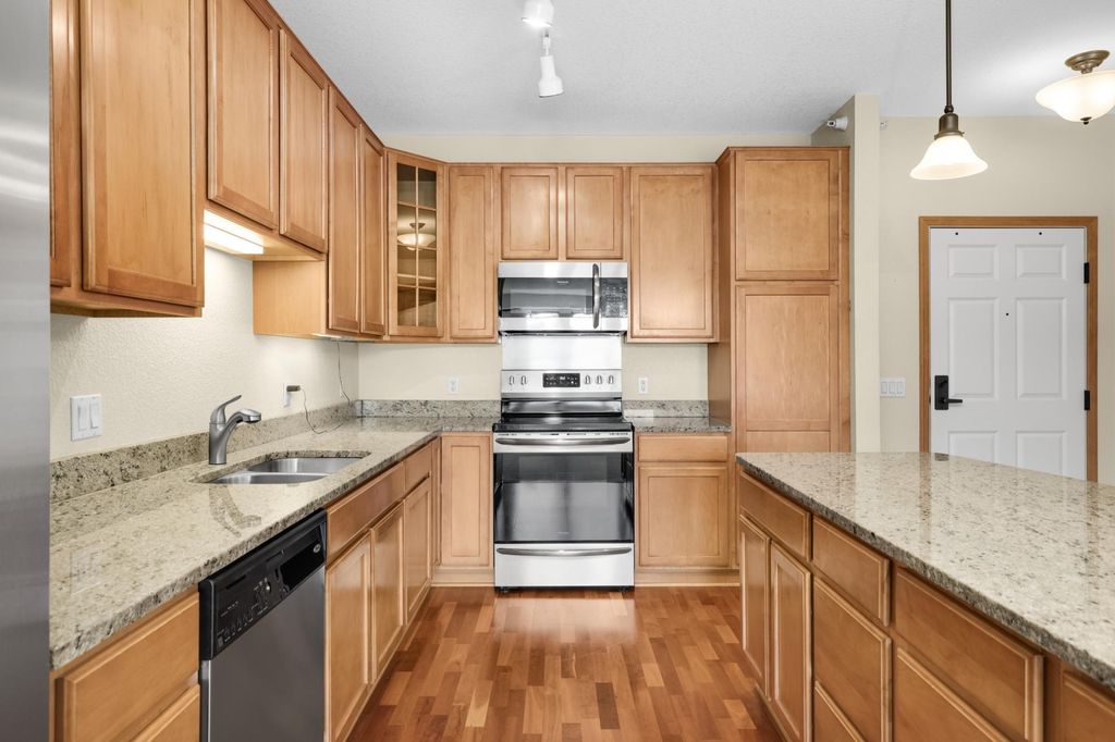 Photo of 7100 Metro Boulevard #409, Edina, MN 55439 (MLS # 6807085)