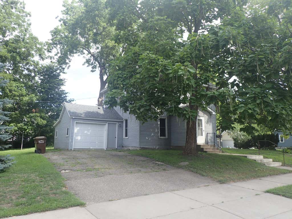 Photo of 201 3rd Street NW, Buffalo, MN 55313 (MLS # 7132463)