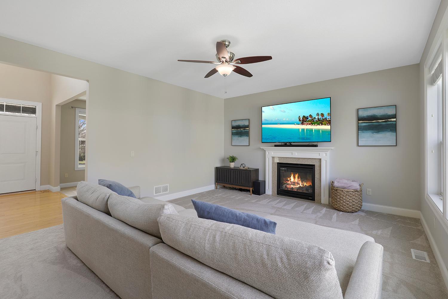 Woodbury, Minnesota 55129, United States, 5 Bedrooms Bedrooms, ,4 BathroomsBathrooms,Residential,Pending Sale,115986