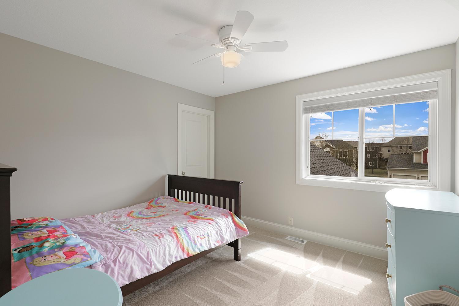 Woodbury, Minnesota 55129, United States, 5 Bedrooms Bedrooms, ,4 BathroomsBathrooms,Residential,Pending Sale,115986