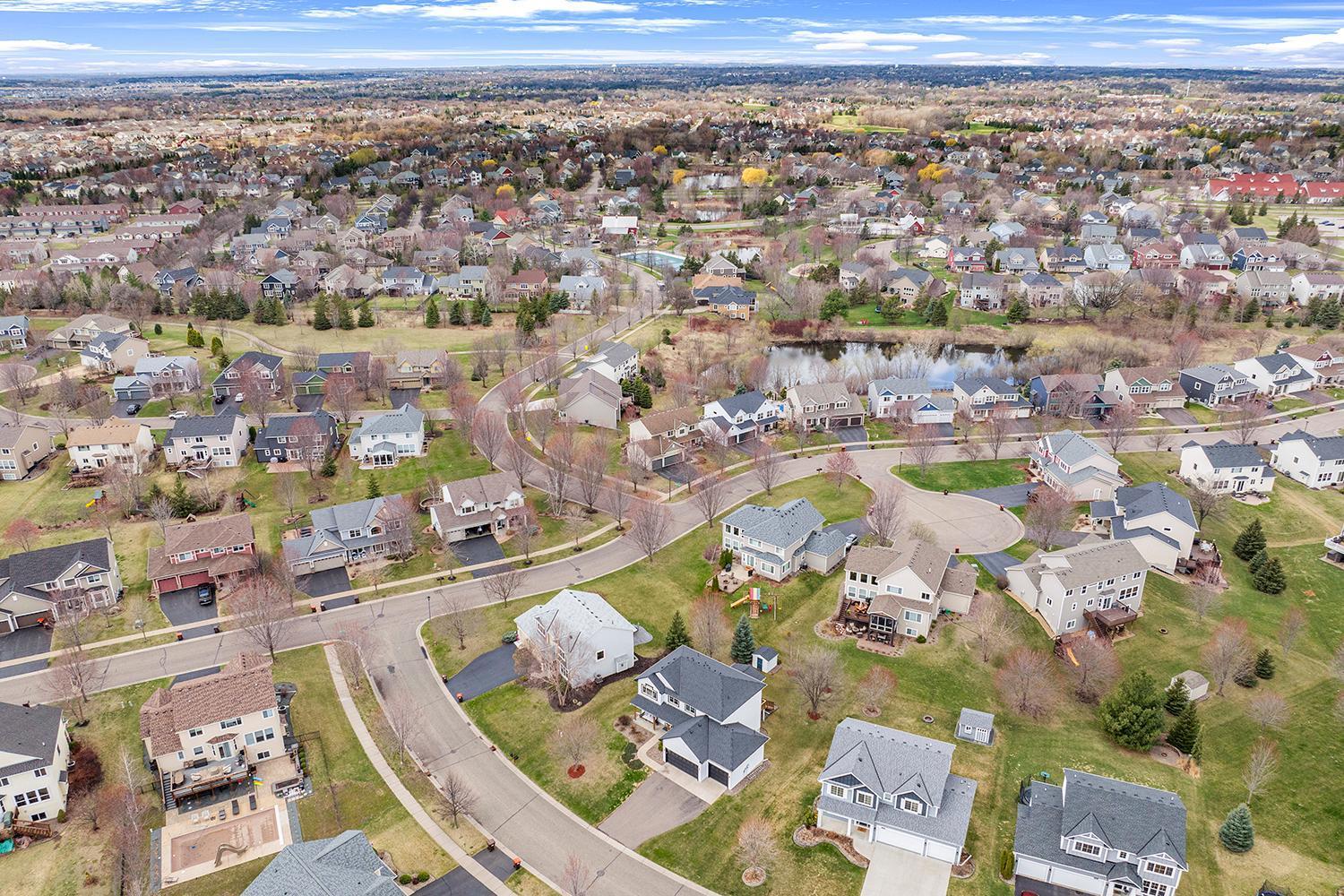 Woodbury, Minnesota 55129, United States, 5 Bedrooms Bedrooms, ,4 BathroomsBathrooms,Residential,Pending Sale,115986