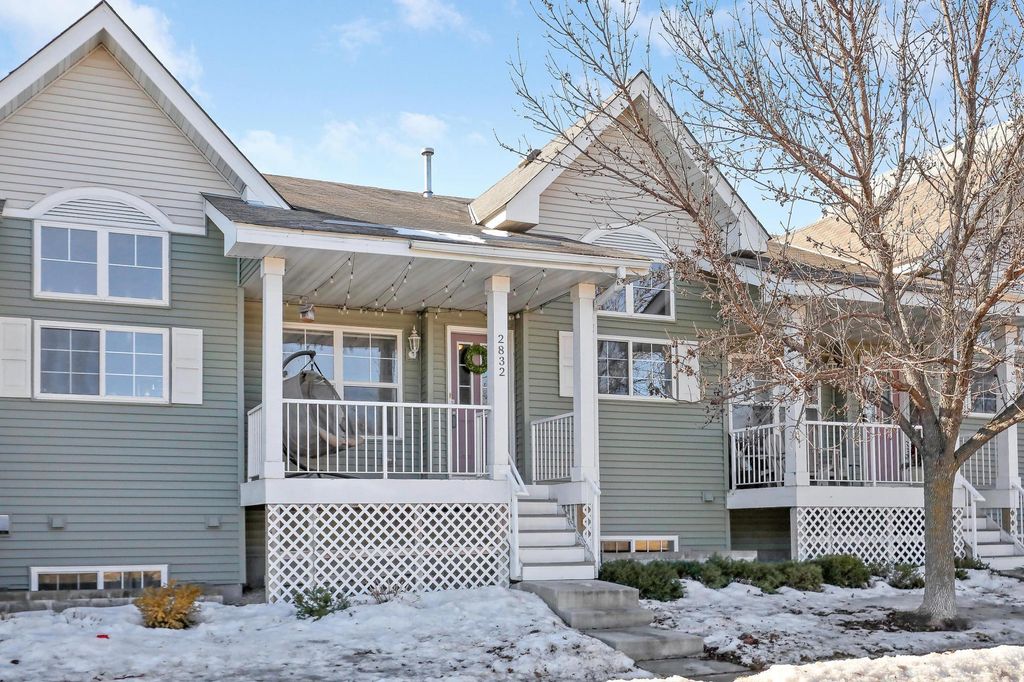 Photo of 2832 Clover Ridge Drive, Chaska, MN 55318 (MLS # 7019602)