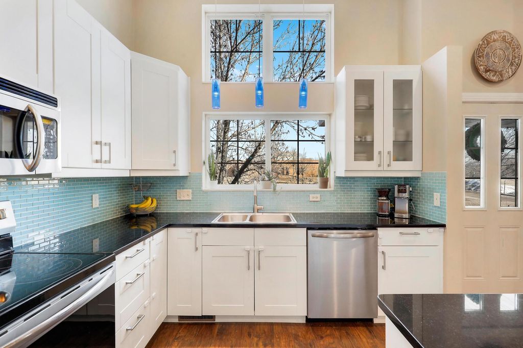 Photo of 2832 Clover Ridge Drive, Chaska, MN 55318 (MLS # 7019602)