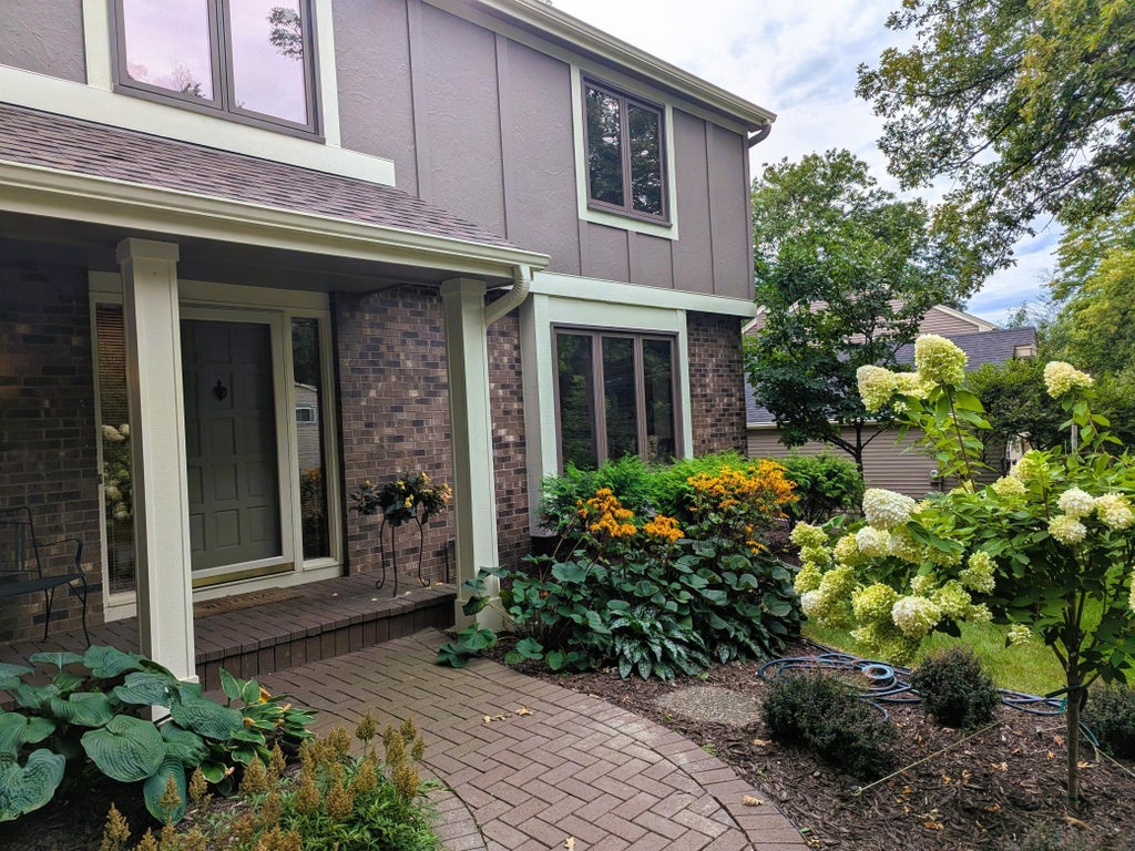Photo of 14985 Ironwood Court, Eden Prairie, MN 55346 (MLS # 7137425)
