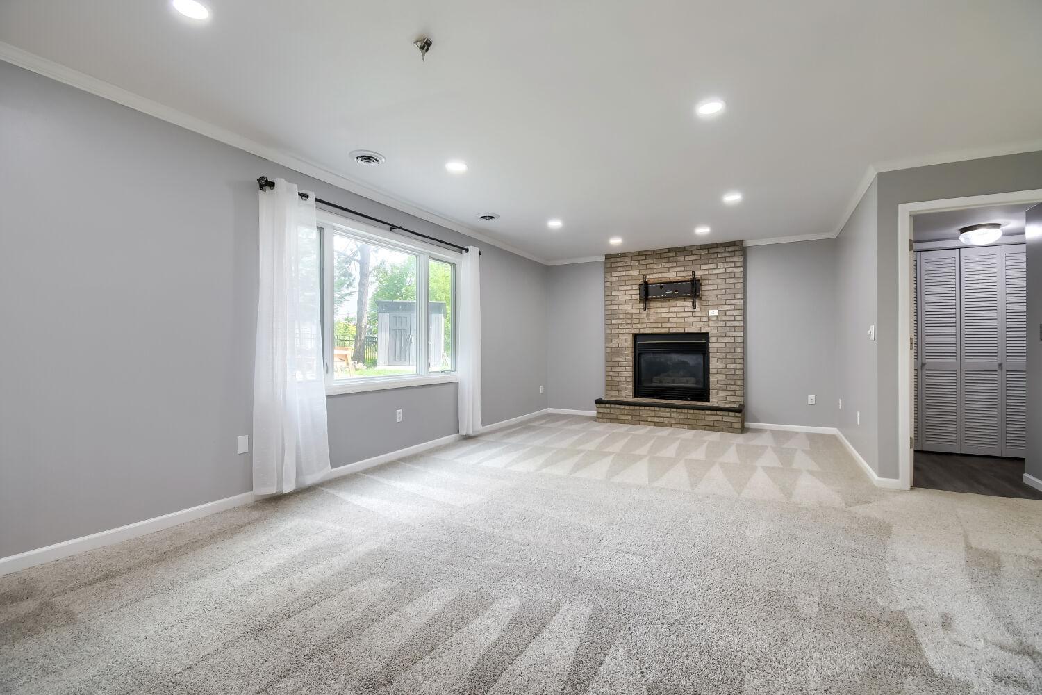 9664 Wynstone Drive