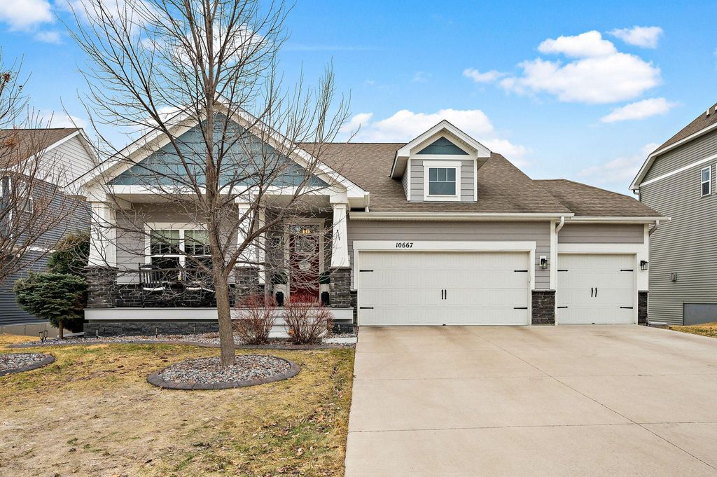 Photo of 10667 38th Circle NE, Saint Michael, MN 55376 (MLS # 7034811)