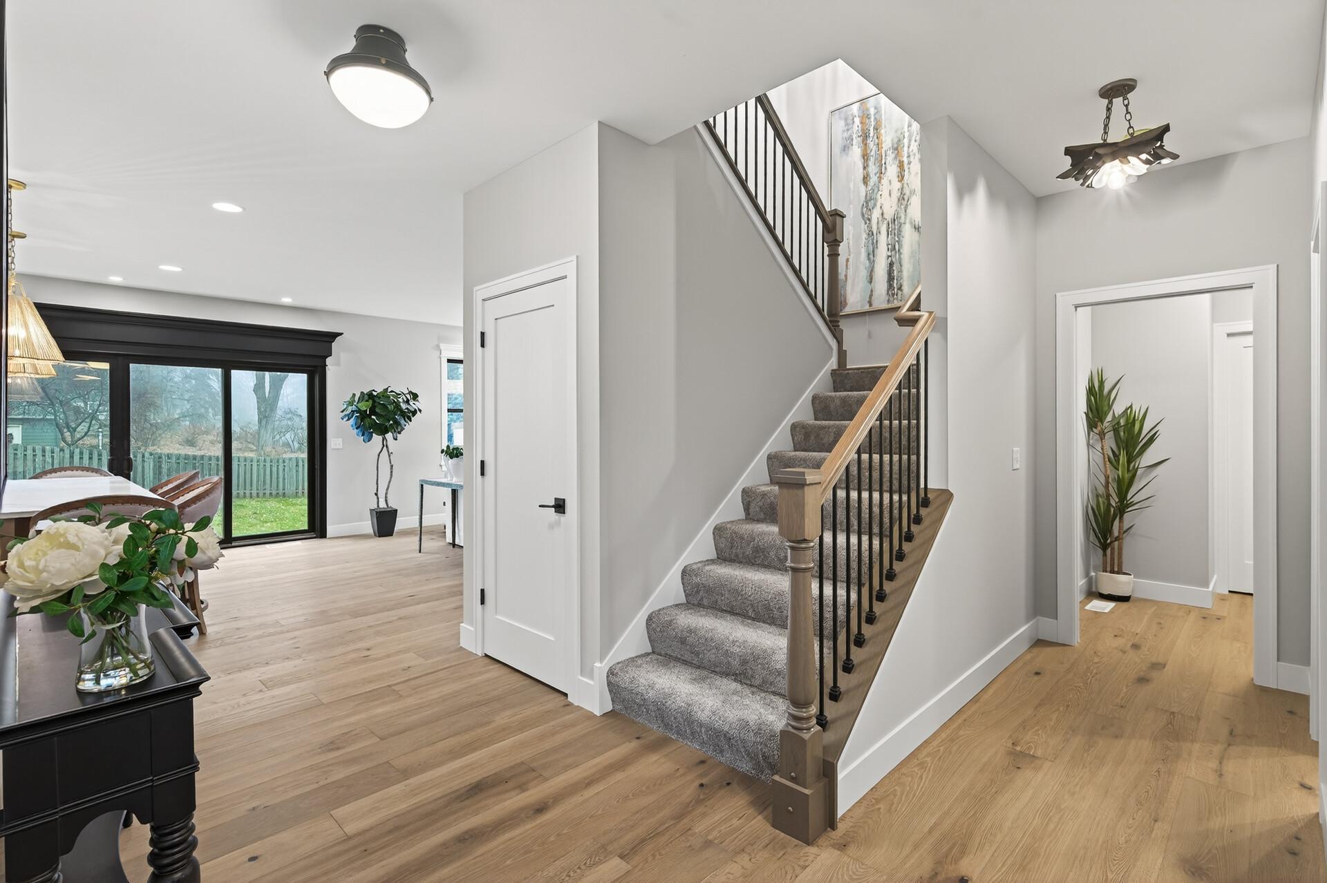 5319 Glenwood Avenue