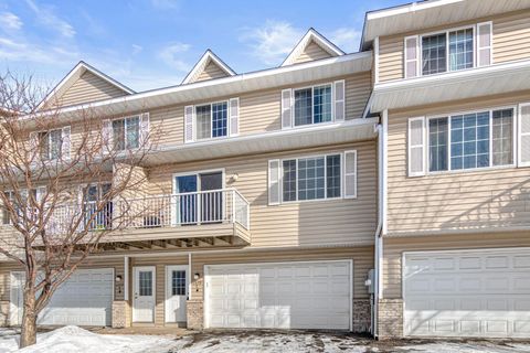 1579 County Road D E C Maplewood MN 55109