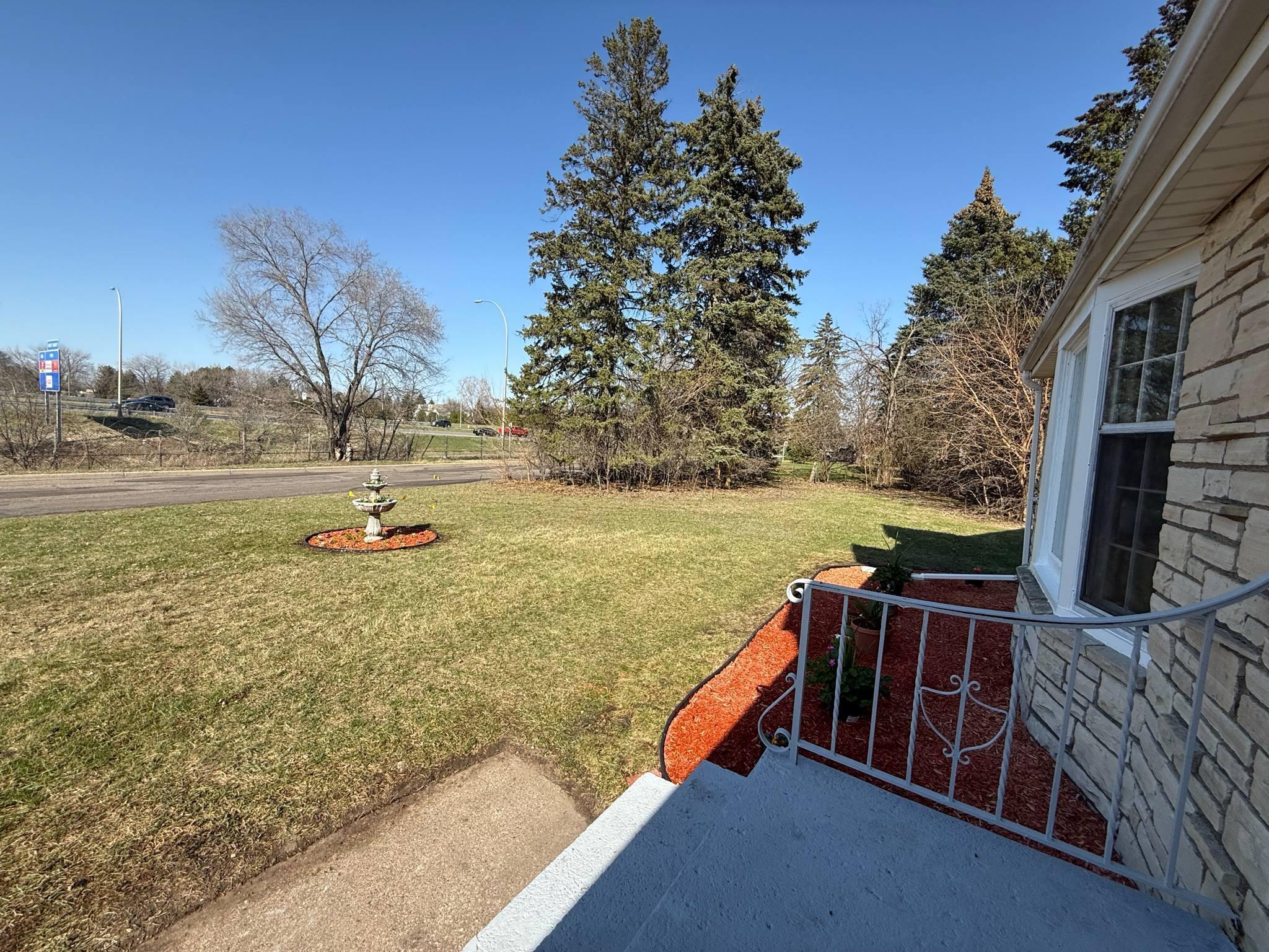 590 Highway 36 W