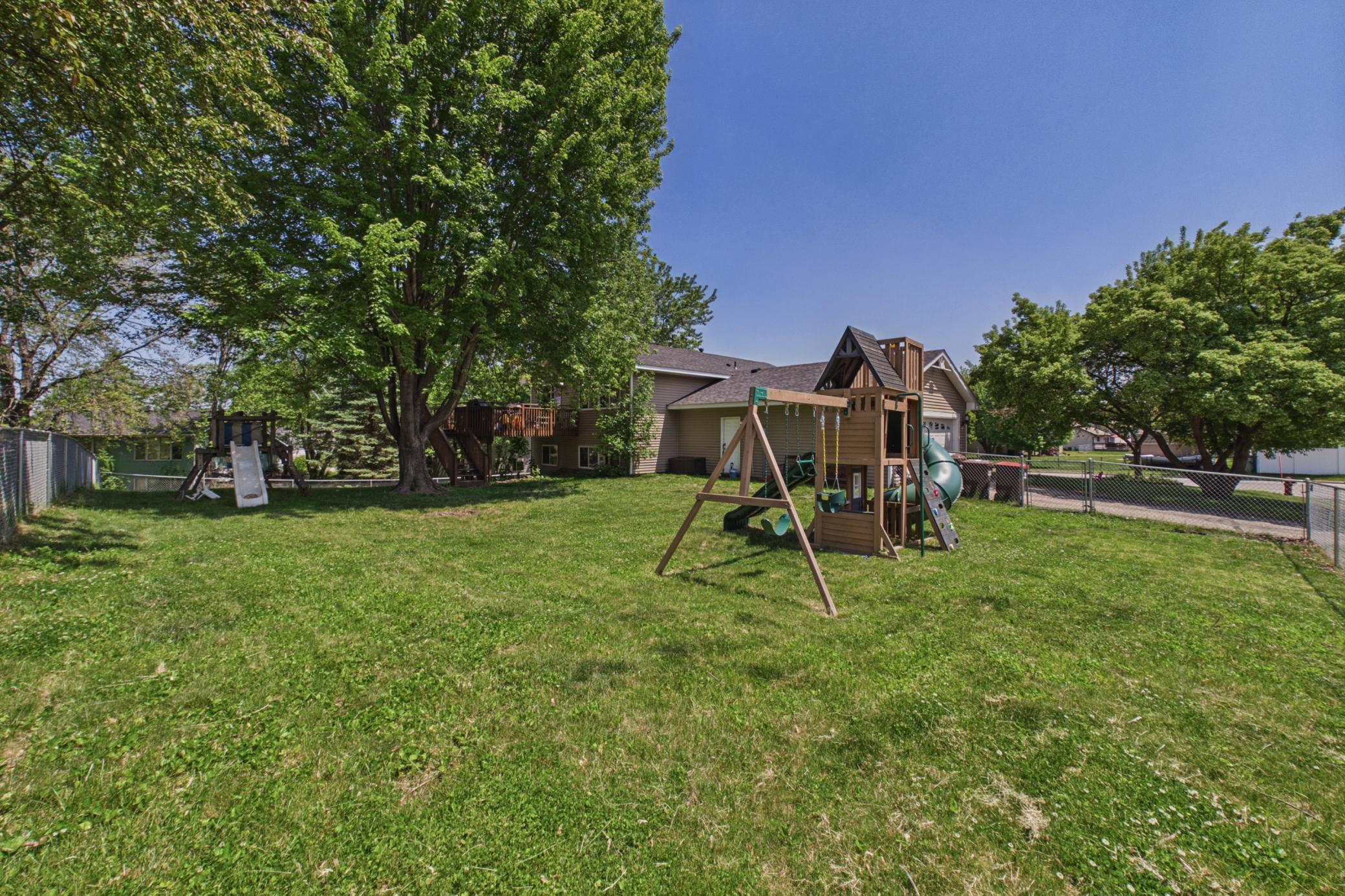 7598 Upper 23rd Street N
