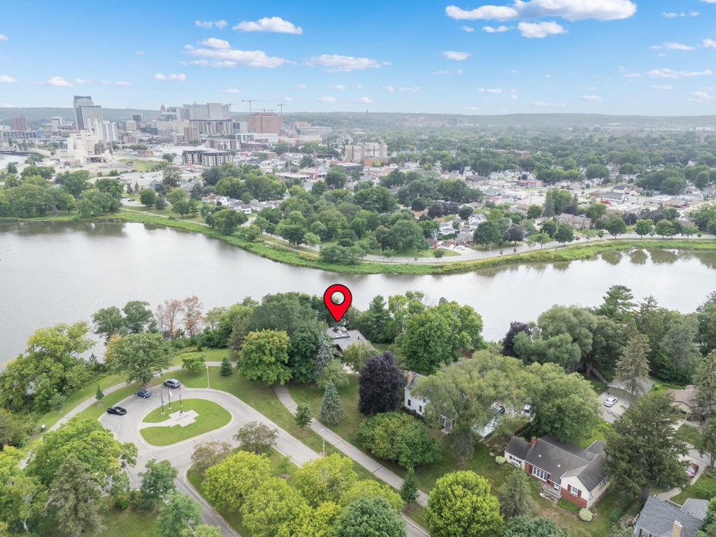 Photo of 214 14th Street NE, Rochester, MN 55906 (MLS # 7136862)