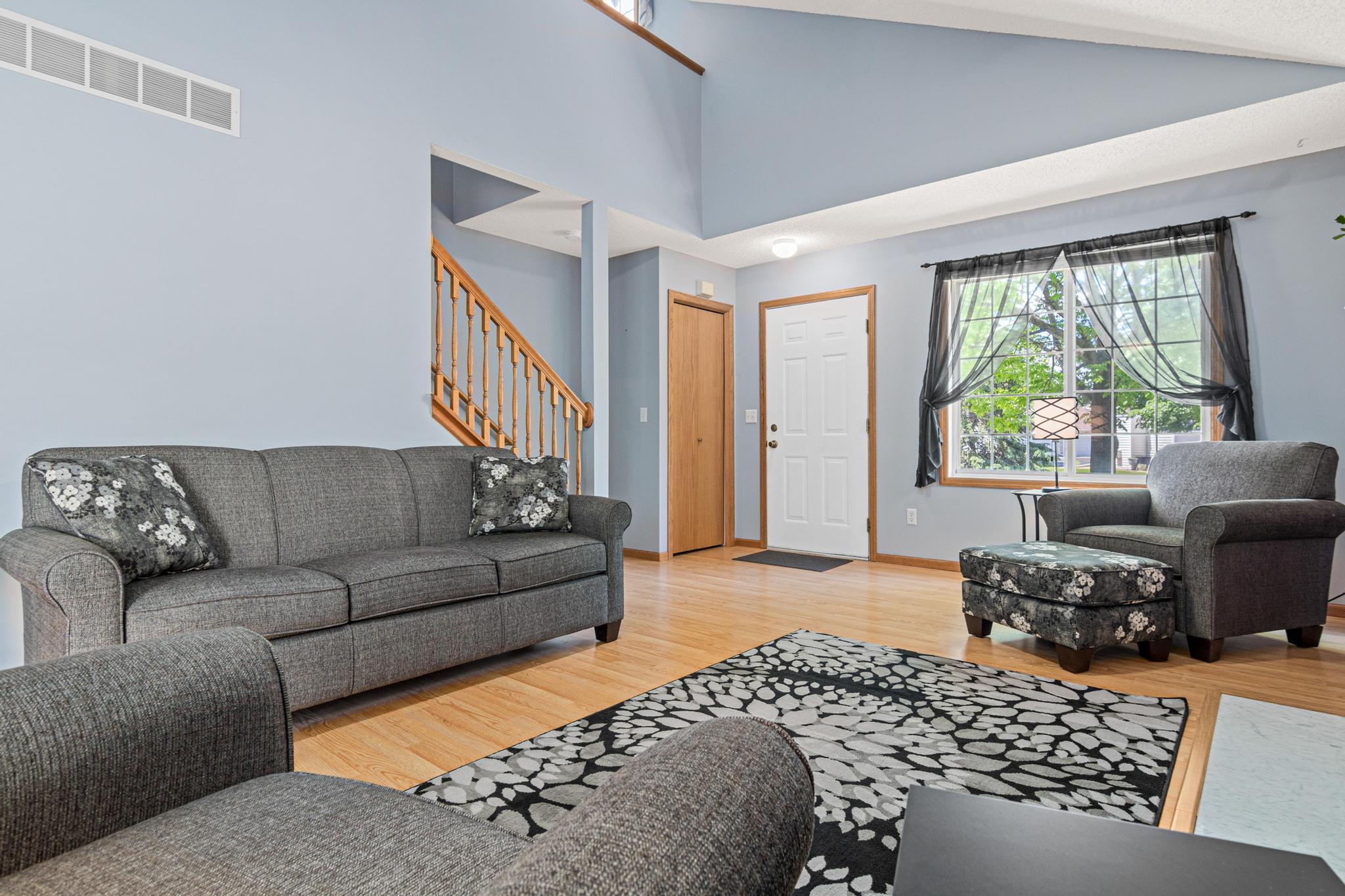 6841 Benton Circle